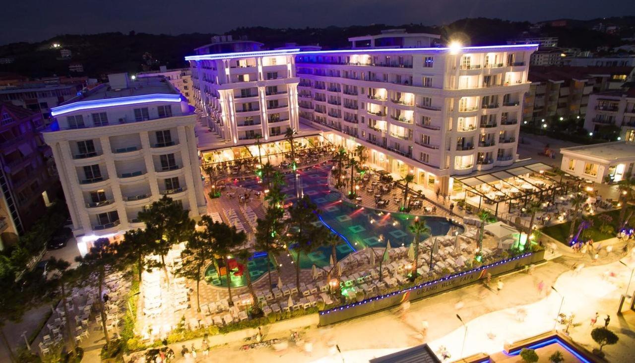 Kk Fafa Apartments Golem  Exterior photo